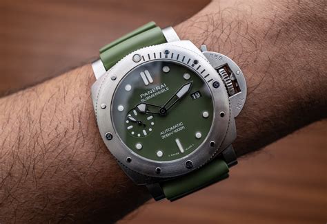 luminor panerai green|panerai luminor submersible.